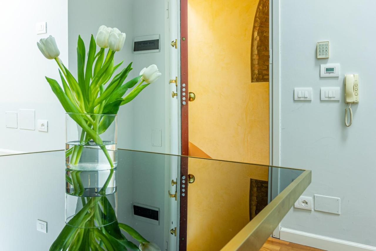 בולוניה Casa Calypso In Canton De' Fiori מראה חיצוני תמונה
